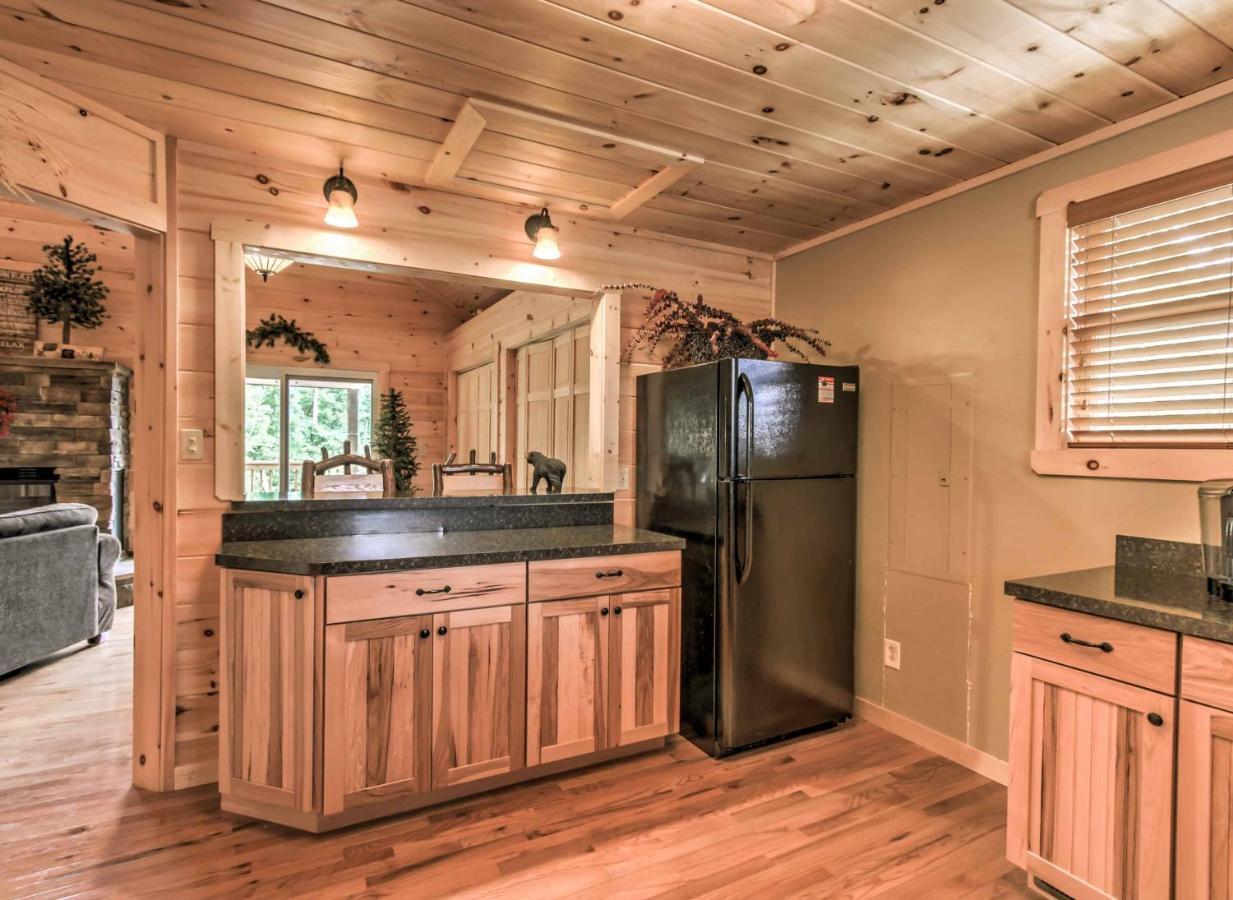 Private Sevierville Cabin With Mountain Views And Loft Esterno foto